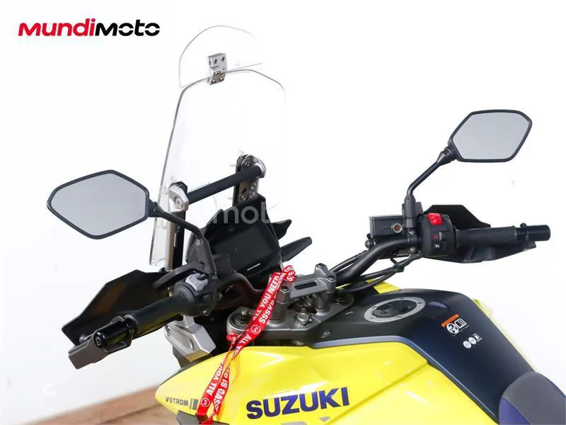 Suzuki V-Strom 1050 – Vista 11