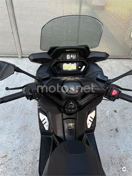 Yamaha XMAX 300 – Vista 2