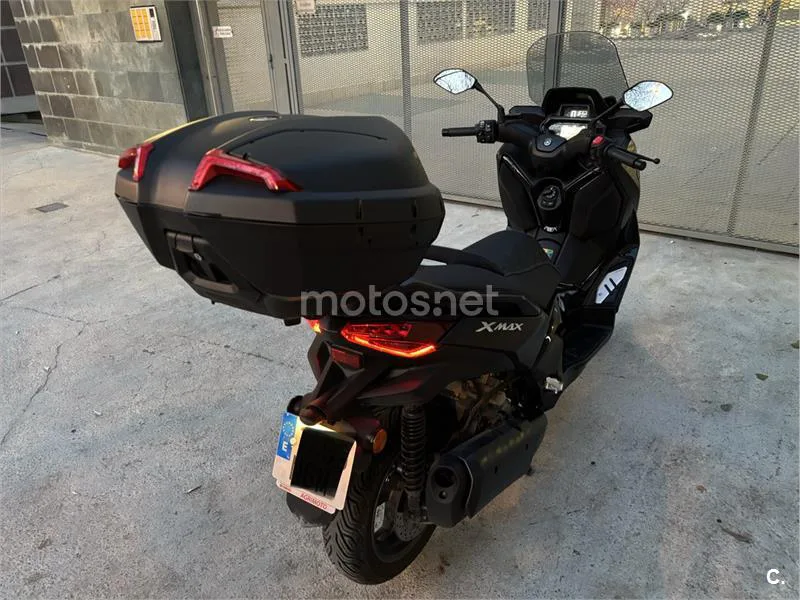 Yamaha XMAX 300 – Vista 3