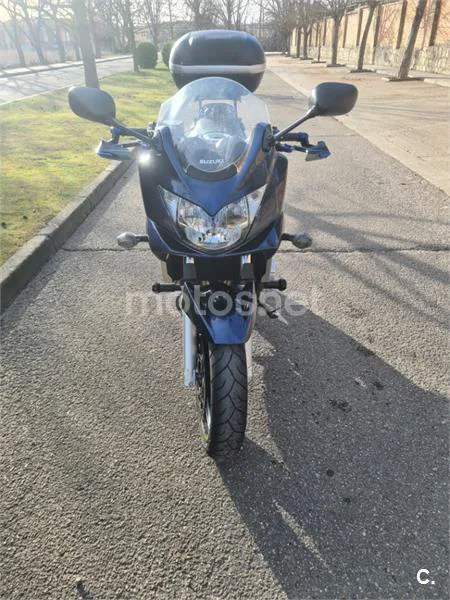 Suzuki Bandit 650 S – Vista 5