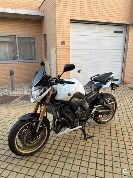 Yamaha FZ8 N Sport – Vista 6