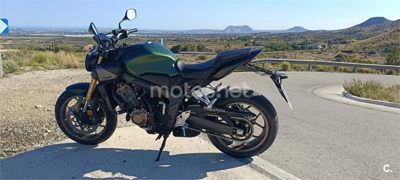 Honda CB 650 R – Vista 2