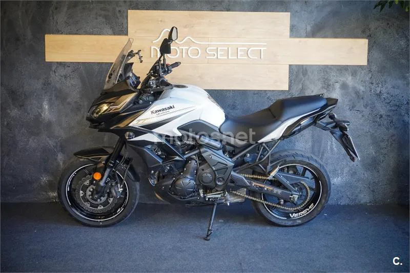 Kawasaki Versys – Vista 8