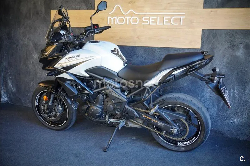 Kawasaki Versys – Vista 9