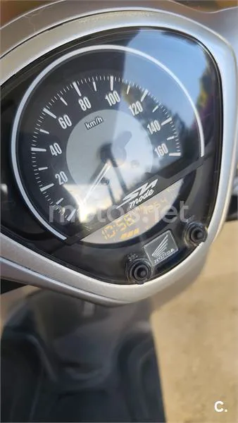 Honda SH125i – Vista 2