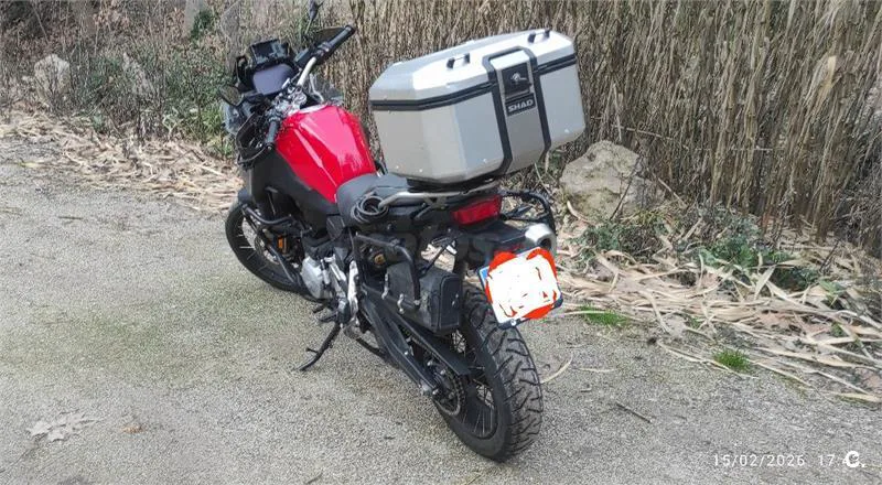 BMW F 850 – Vista 4