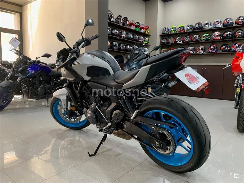 Yamaha MT-07 - Vista 7