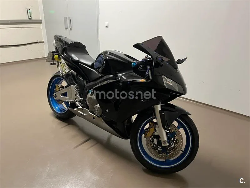 Honda CBR600RR 3899 € 2003 La Rioja - 1