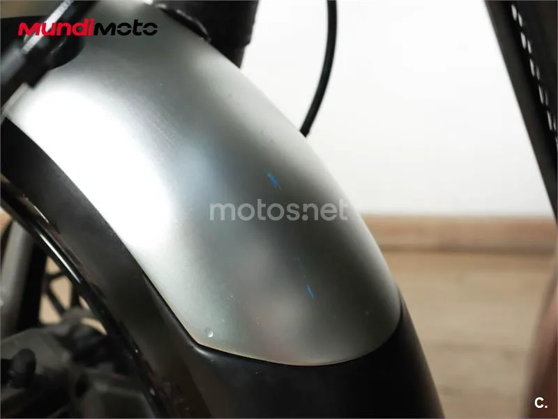 Triumph Speed Twin 1200 – Vista 19