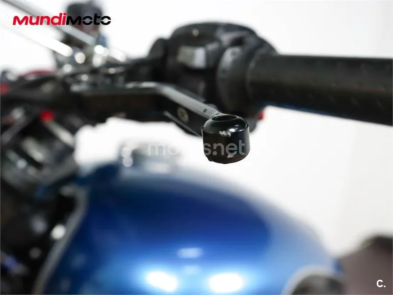 Triumph Speed Twin 1200 – Vista 22