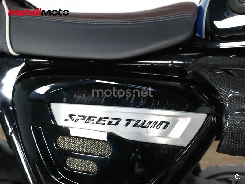 Triumph Speed Twin 1200 – Vista 25