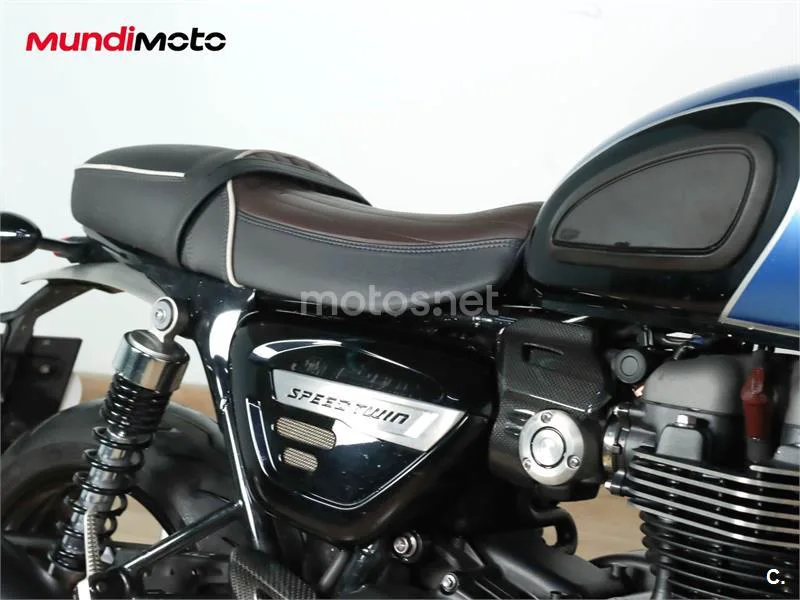 Triumph Speed Twin 1200 – Vista 32