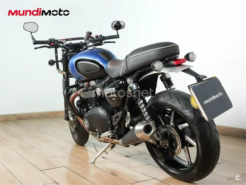 Triumph Speed Twin 1200 – Vista 8