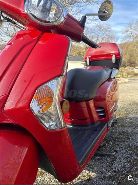 Kymco Like 125 – Vista 4