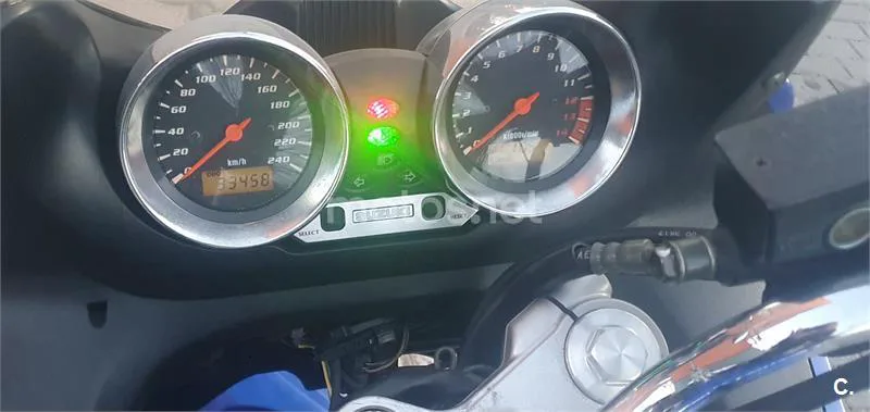 Suzuki GSF 600 Bandit S – Vista 5