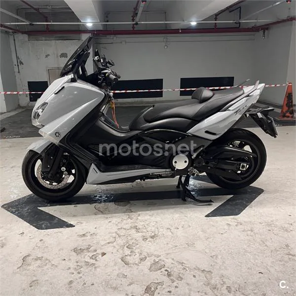 Yamaha TMAX 530 – Vista 2