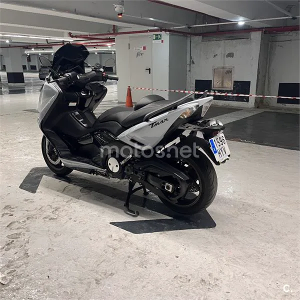 Yamaha TMAX 530 – Vista 3