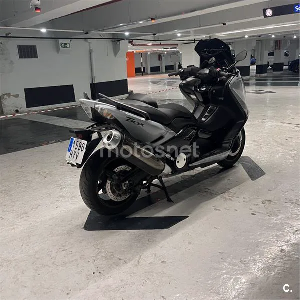 Yamaha TMAX 530 – Vista 4