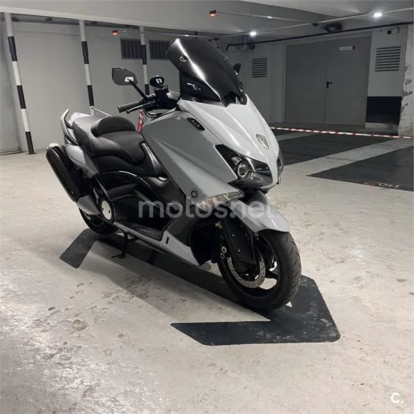 Yamaha TMAX 530 – Vista 6
