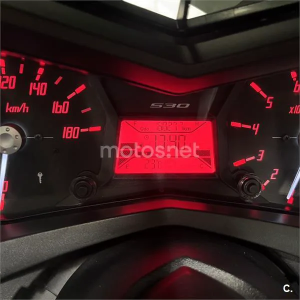 Yamaha TMAX 530 – Vista 8