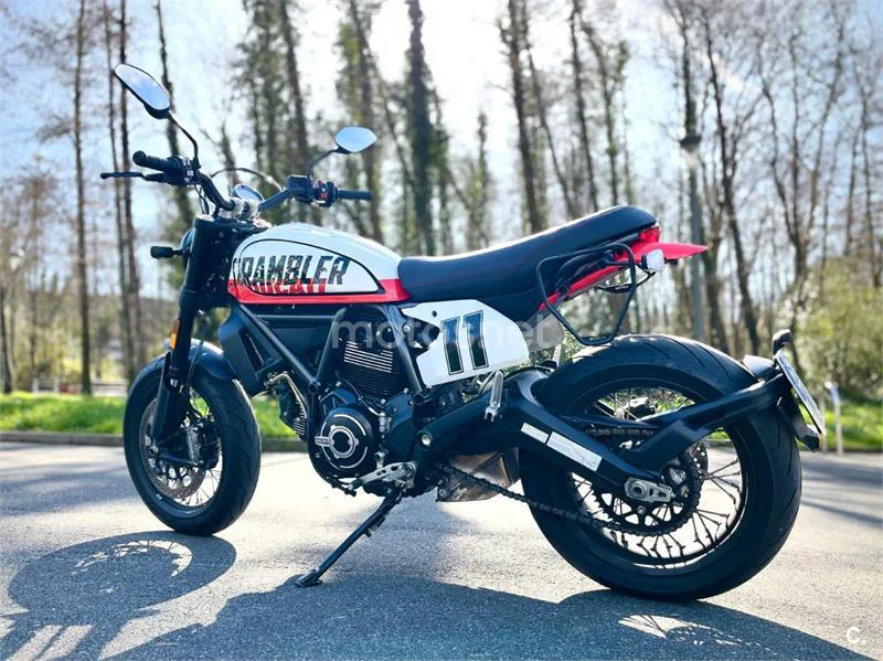 Ducati Scrambler – Vista 2