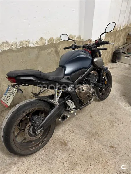 Honda CB 650 R – Vista 4