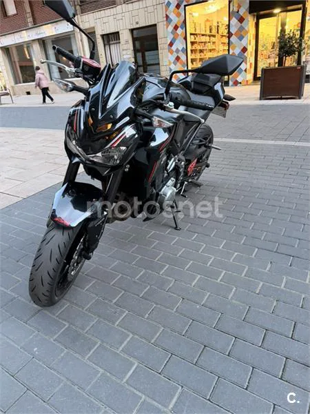Kawasaki Z 900 – Vista 3