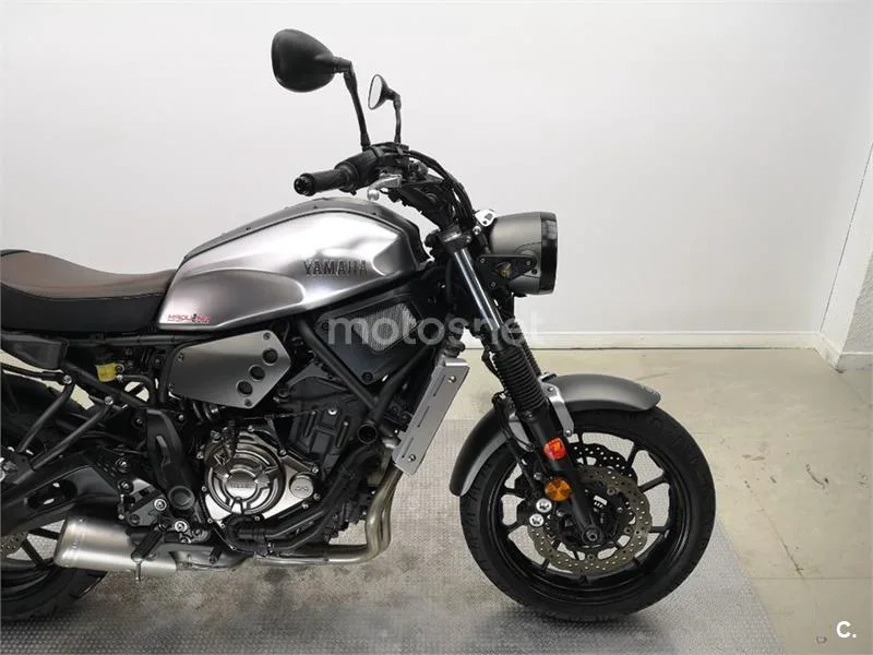 Yamaha XSR 700 – Vista 6
