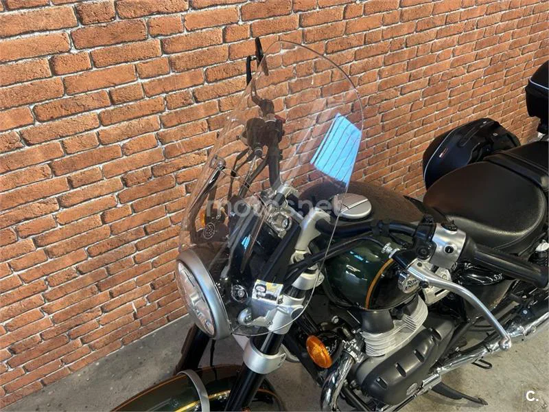Royal Enfield Super Meteor 650 – Vista 16