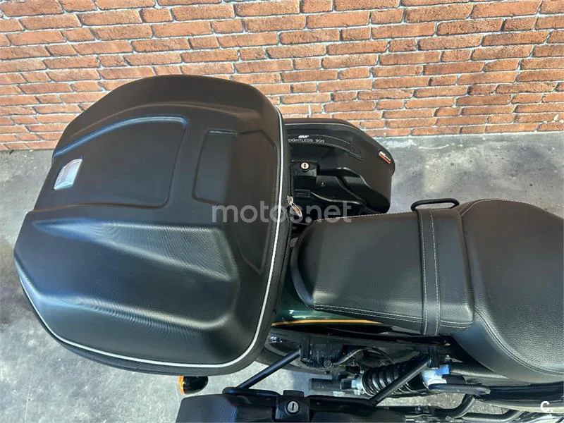 Royal Enfield Super Meteor 650 – Vista 8