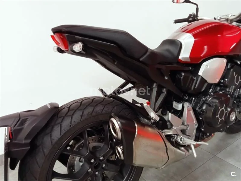 Honda CB 1000R – Vista 11