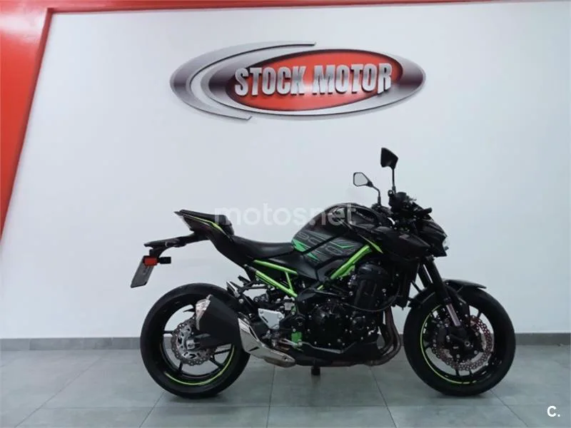 Kawasaki Z900 – Vista 7