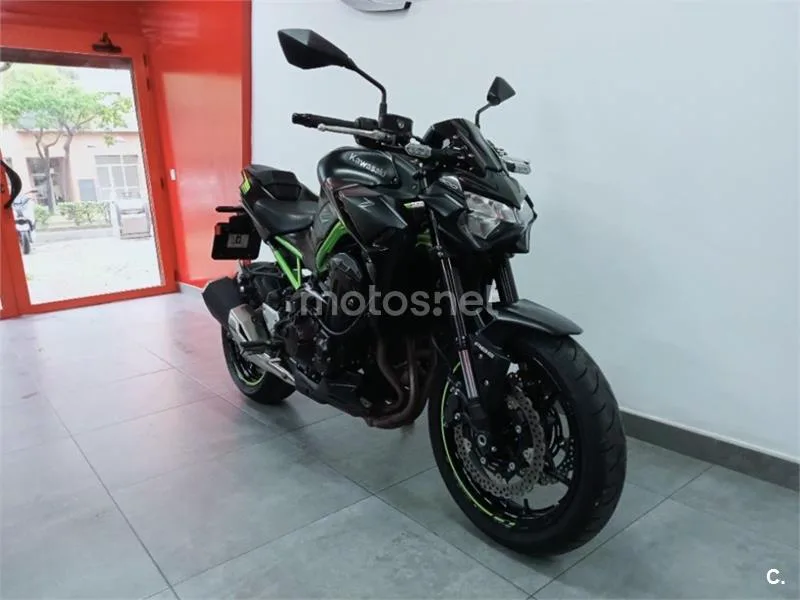 Kawasaki Z900 – Vista 10