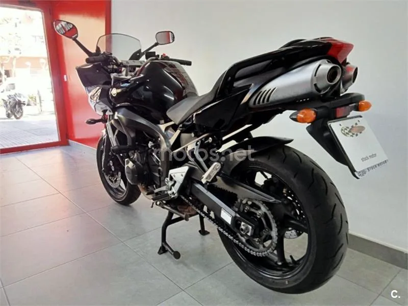 Yamaha FZ6 Fazer S2 – Vista 3