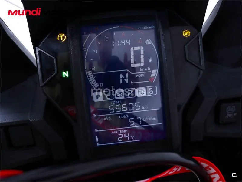 Honda CRF 1000L Africa Twin – Vista 12
