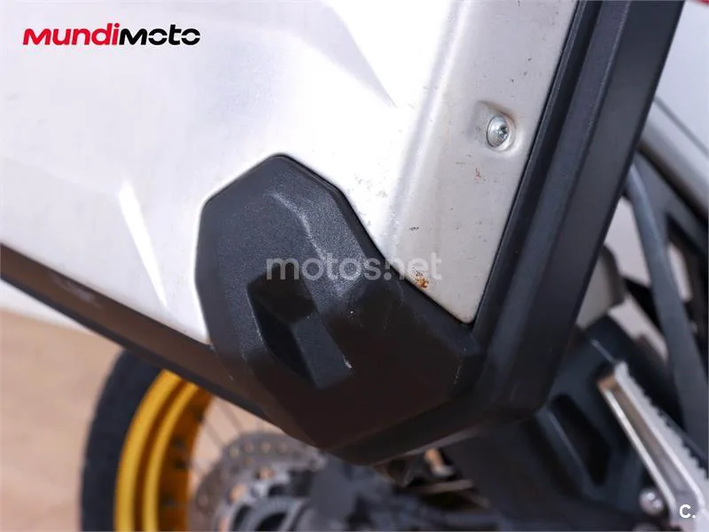 Honda CRF 1000L Africa Twin – Vista 15
