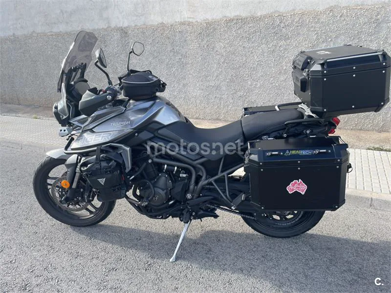 Triumph Tiger 800 XRT – Vista 12