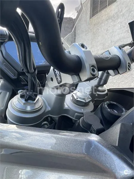 Triumph Tiger 800 XRT – Vista 8