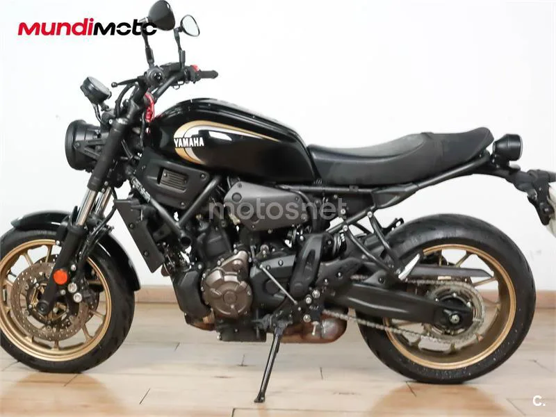 Yamaha XSR 700 – Vista 6