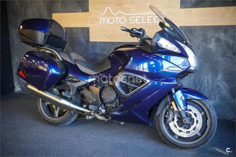 Triumph Trophy 1200 – Vista 5
