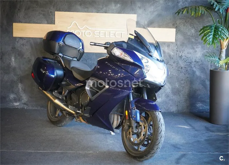 Triumph Trophy 1200 – Vista 9