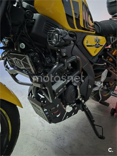Yamaha XSR 125 – Vista 18