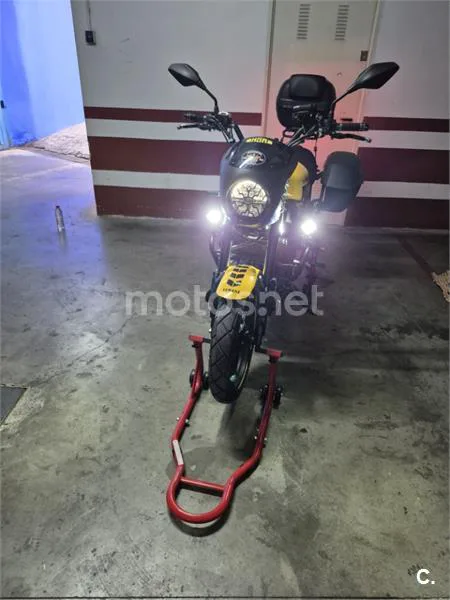 Yamaha XSR 125 – Vista 4