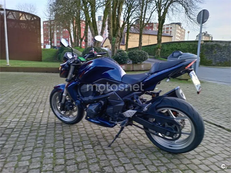 Kawasaki Z 750 – Vista 5