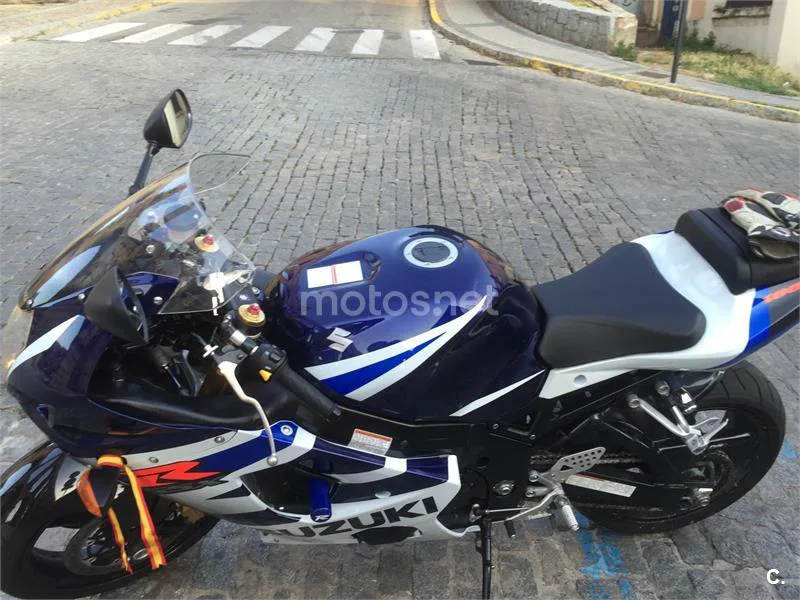 Suzuki GSX R1000 – Vista 9