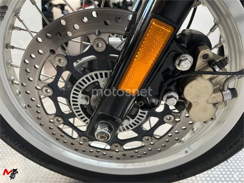 Royal Enfield Interceptor 650 – Vista 6