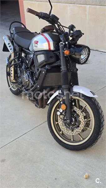 Yamaha XSR700 – Vista 4
