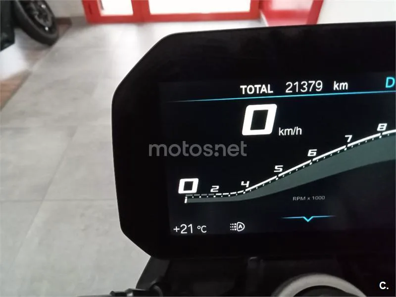 BMW F 900 R – Vista 12
