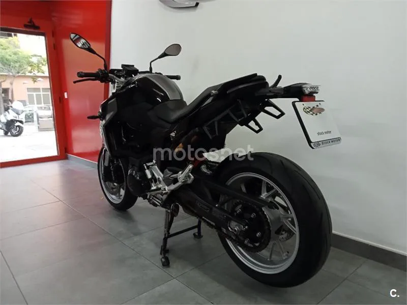 BMW F 900 R – Vista 5