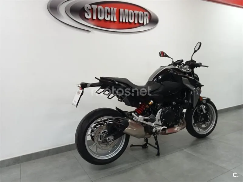 BMW F 900 R – Vista 8
